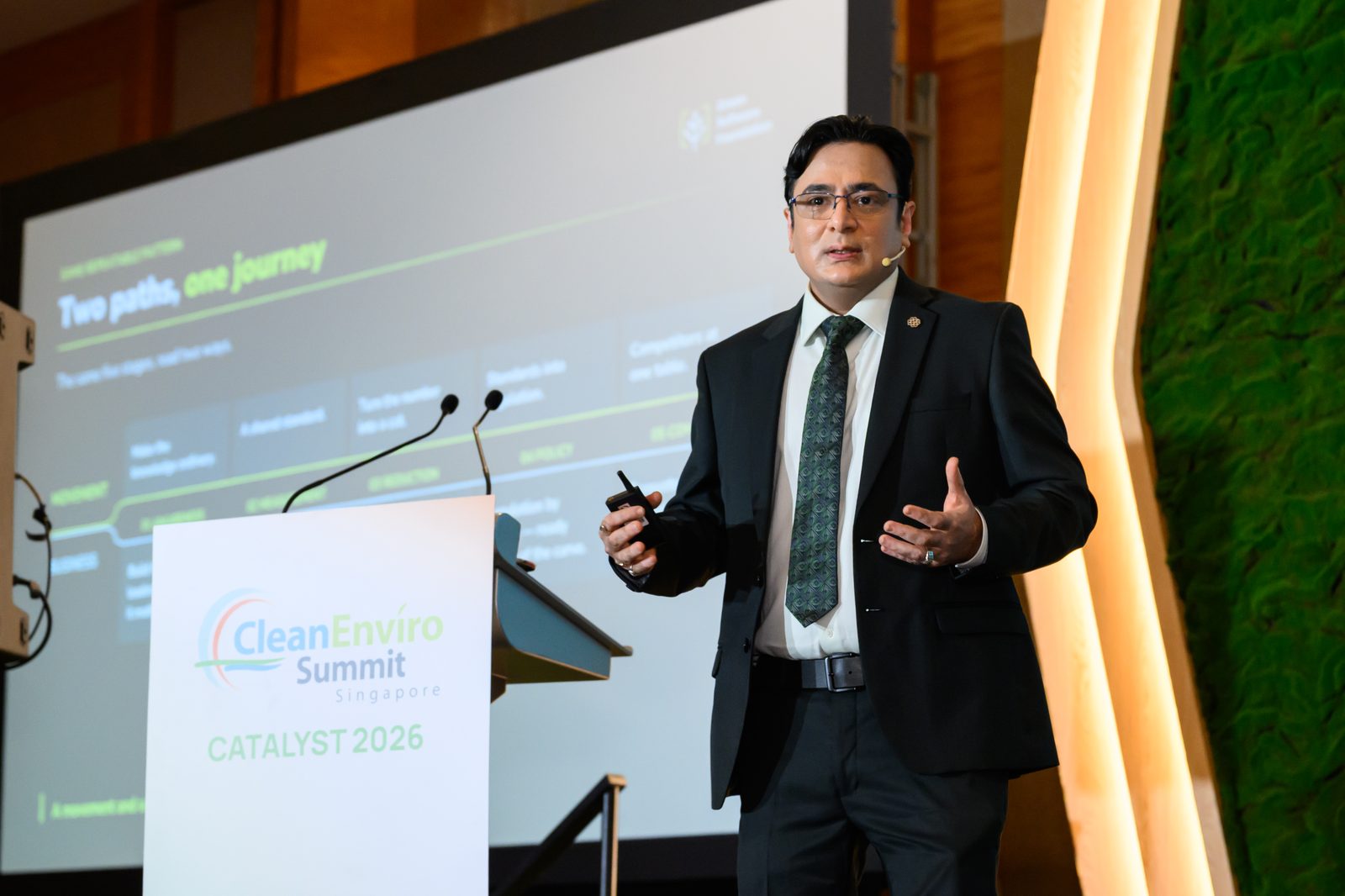 Navveen Balani delivering the keynote at CleanEnviro Summit Singapore Catalyst 2026